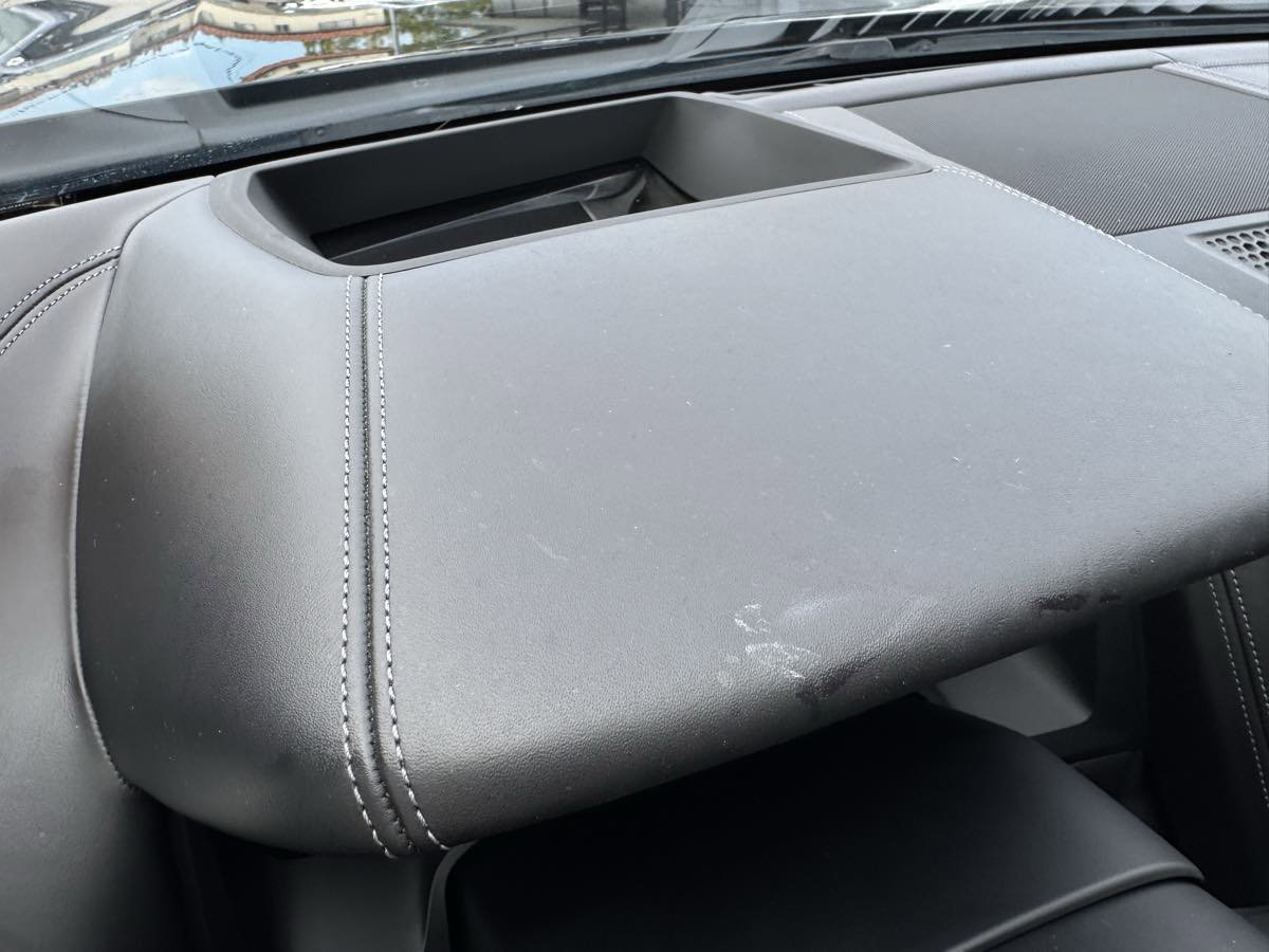 Used 2020 BMW M8 Coupe image 23