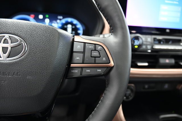 Certified 2026 Toyota Grand Highlander AWD Hybrid image 26