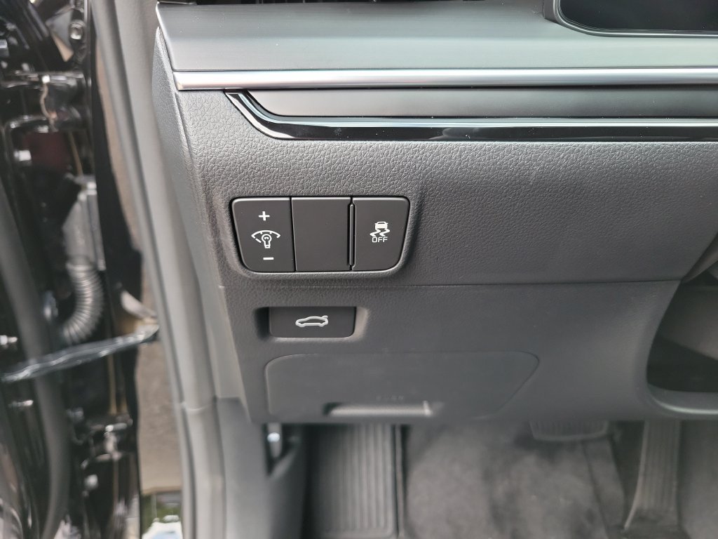 New 2027 Kia K5 GT-Line FWD image 26