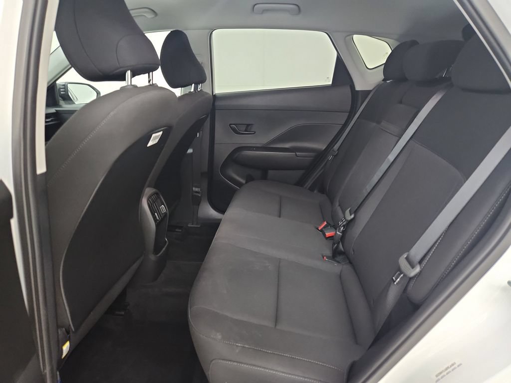 Used 2026 Hyundai Kona SEL Sport FWD image 32