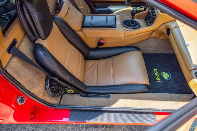 Used 1991 Lotus Esprit SE image 24
