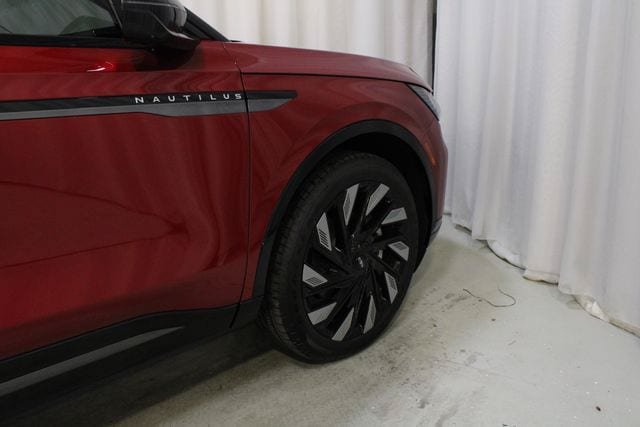 New 2026 Lincoln Nautilus Reserve w/ Jet Appearance Package AWD/4WD image 30