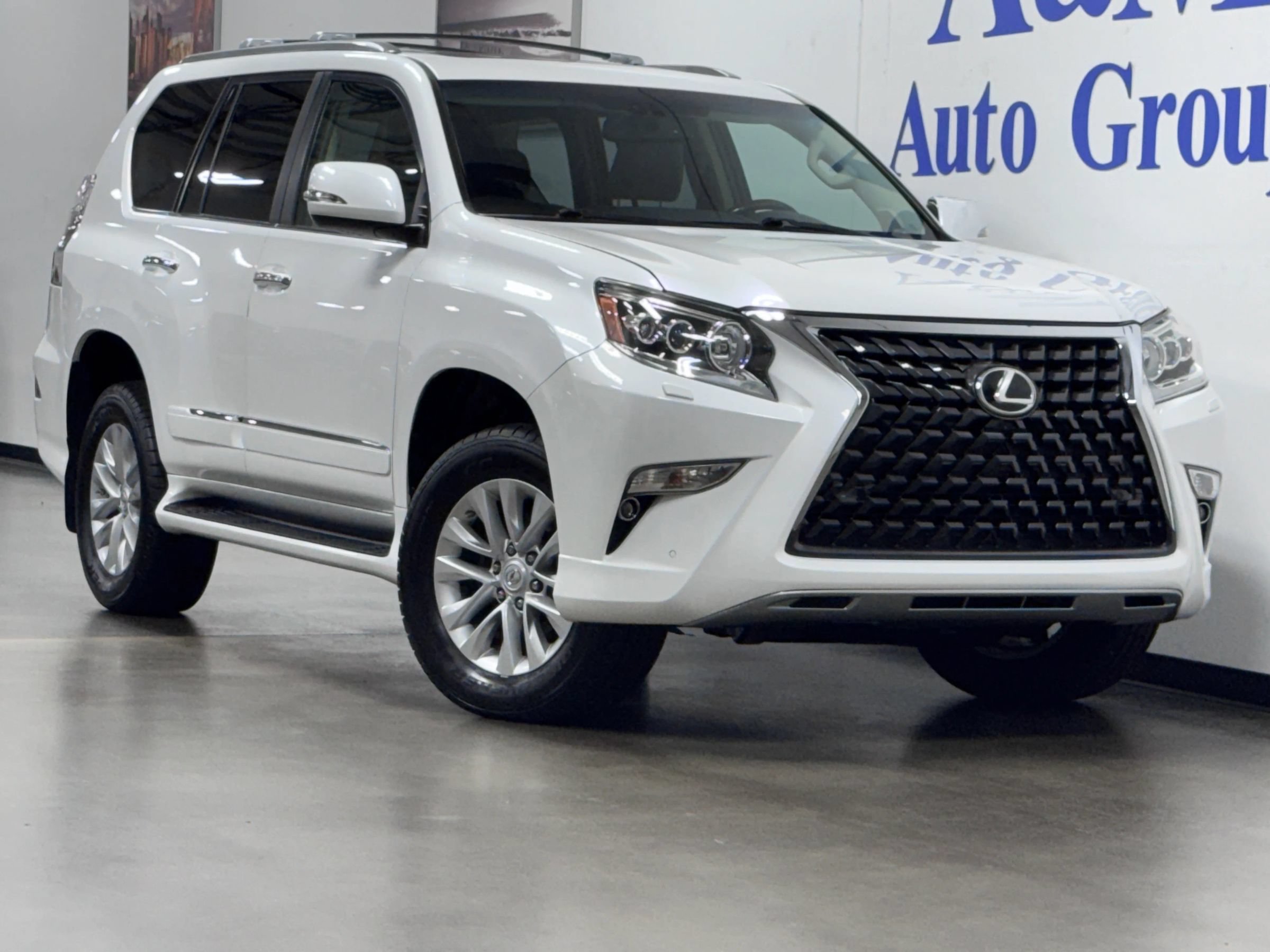 Used 2017 Lexus GX 460 AWD/4WD image 1