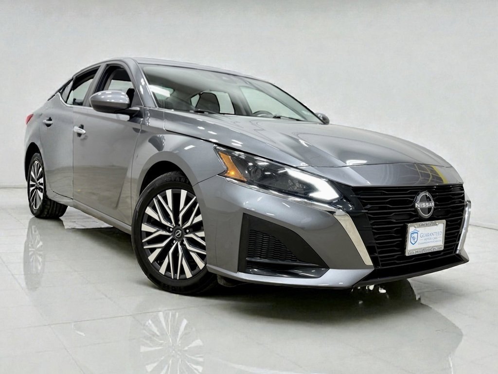 Used 2023 Nissan Altima 2.5 SV image 15