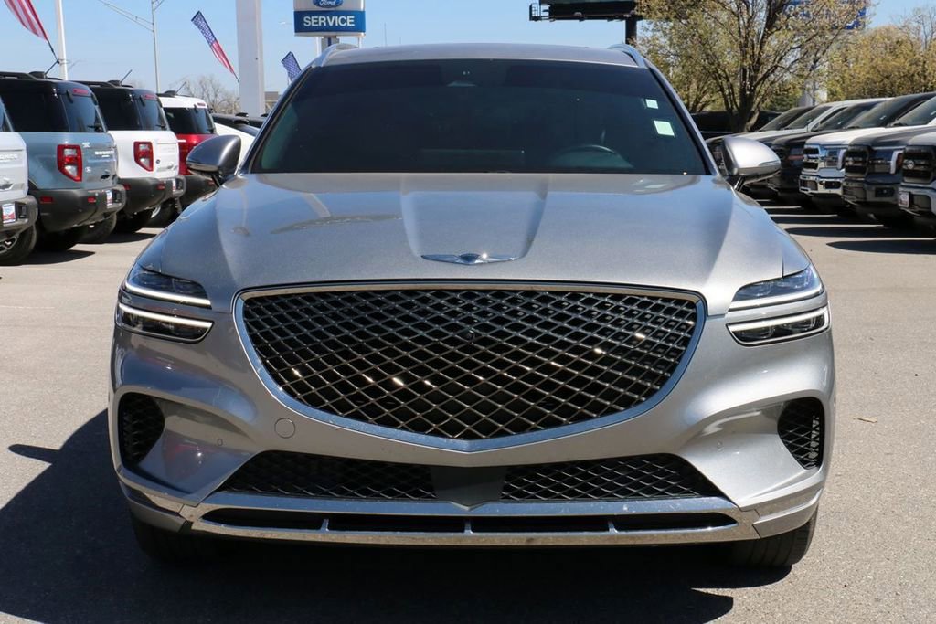 Used 2023 Genesis GV70 2.5T w/ Advanced Package image 3