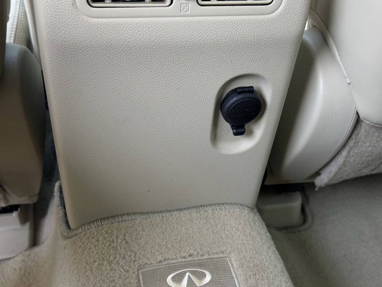 Used 2013 INFINITI FX37 AWD w/ Premium Pkg image 21
