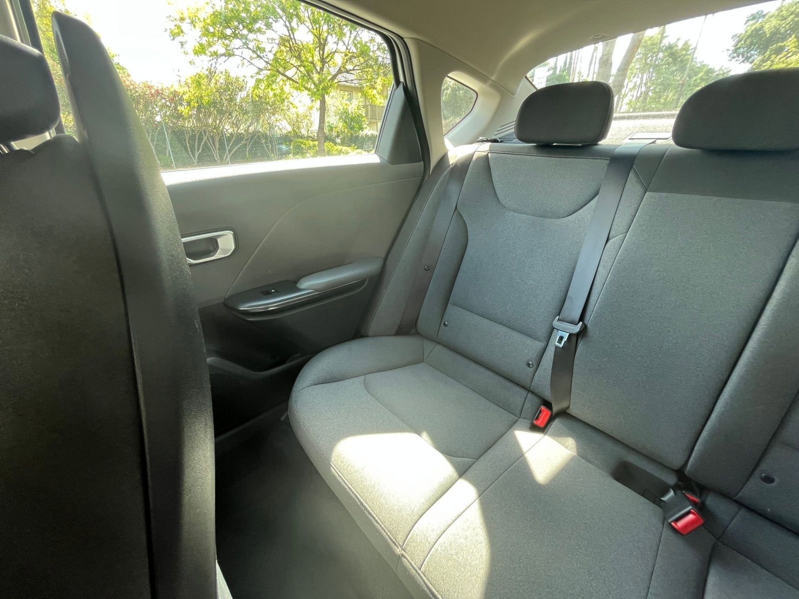 Used 2025 Kia K4 FWD image 38