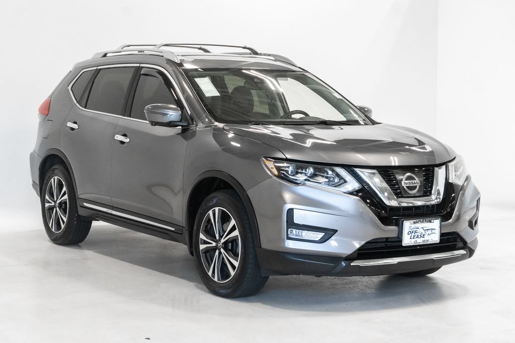 Used 2017 Nissan Rogue SL w/ SL Premium Package AWD/4WD image 6