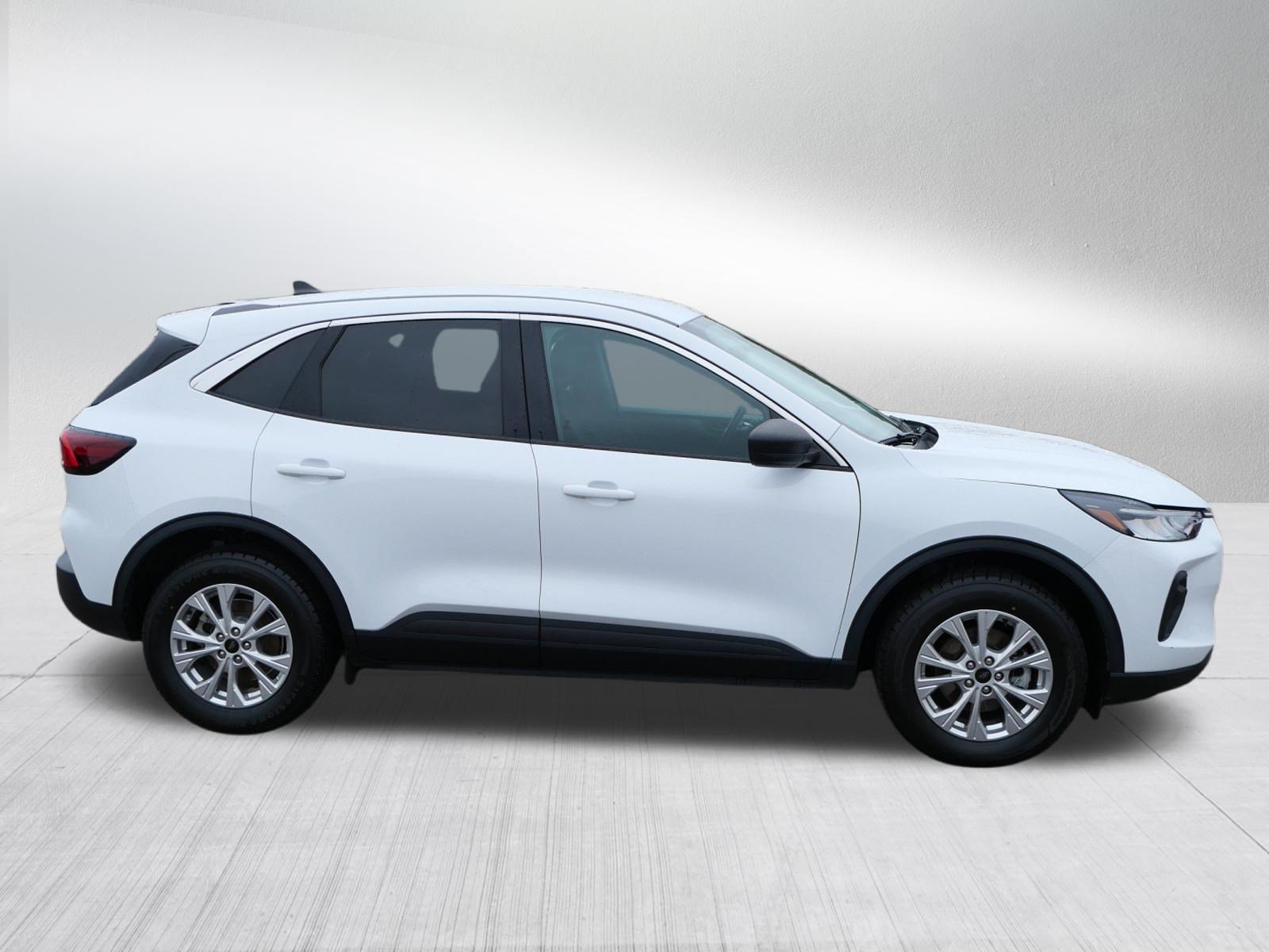 Used 2024 Ford Escape Active AWD/4WD image 8