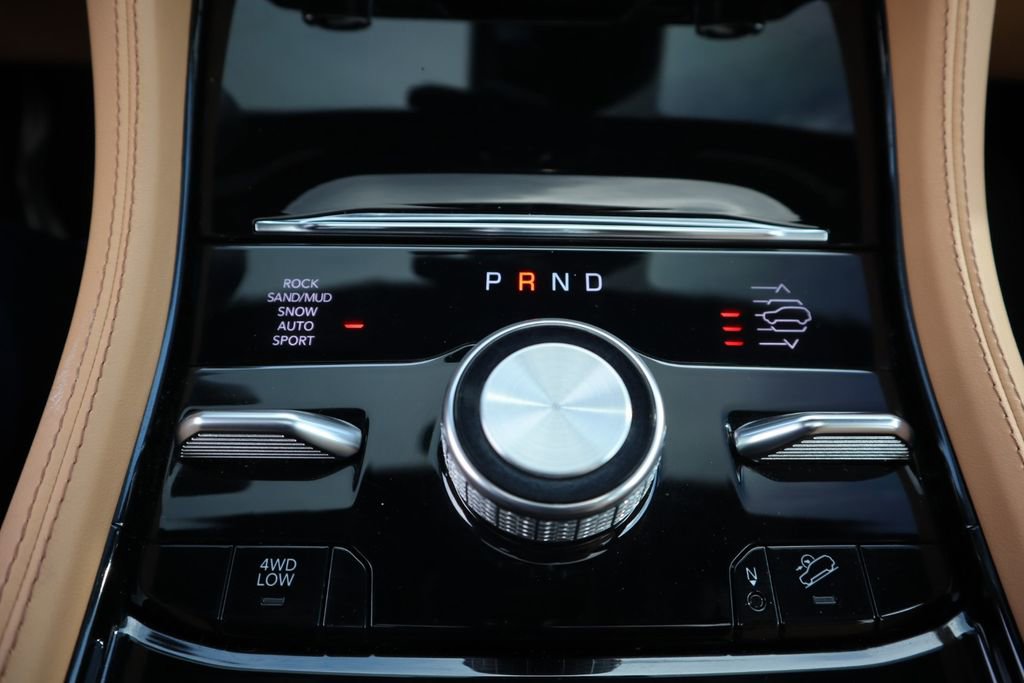 Used 2024 Jeep Grand Cherokee L Summit AWD/4WD image 18
