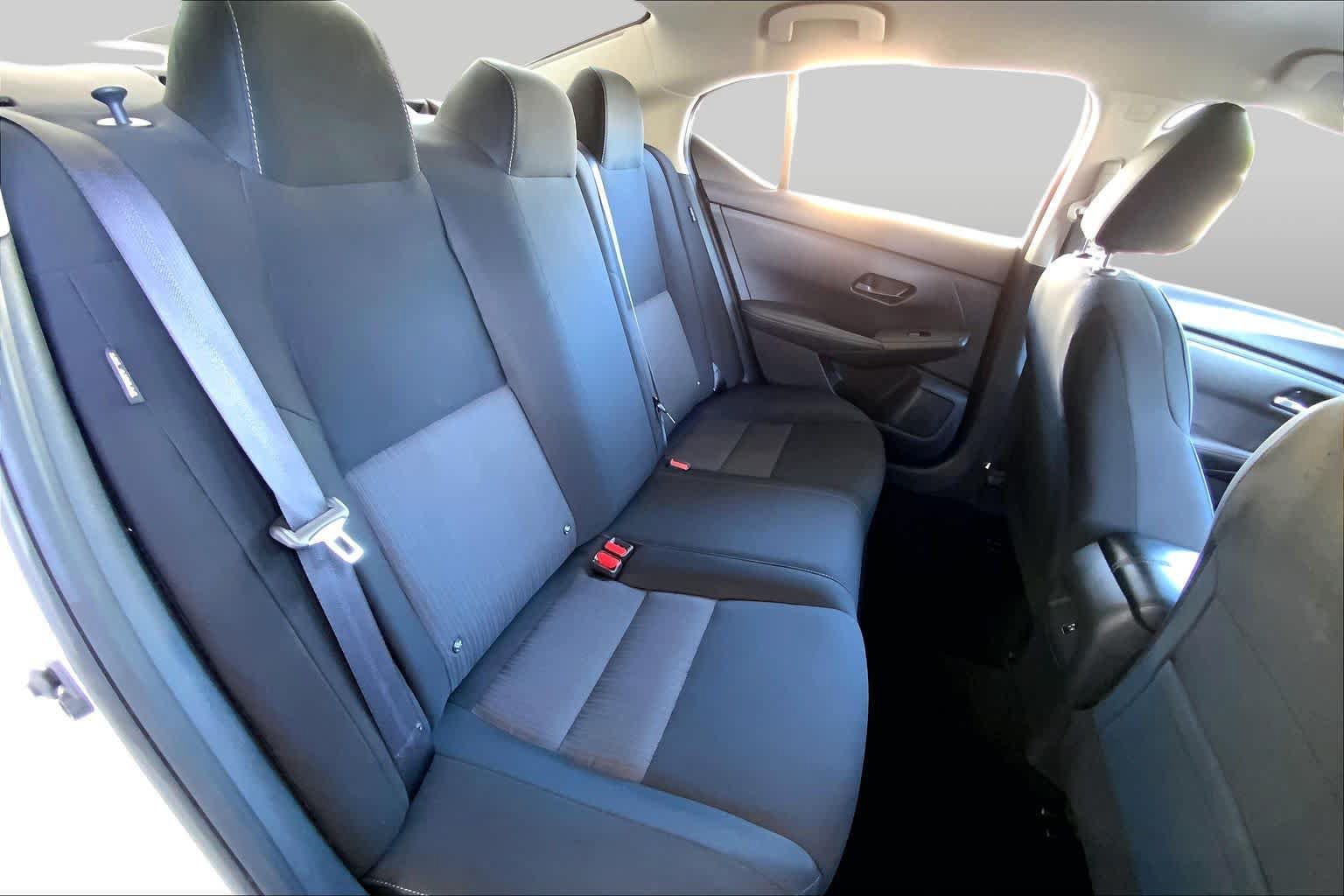 Used 2025 Nissan Sentra SV FWD image 20
