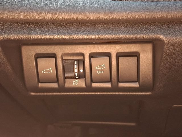 Certified 2024 Subaru Outback Wilderness AWD/4WD image 24