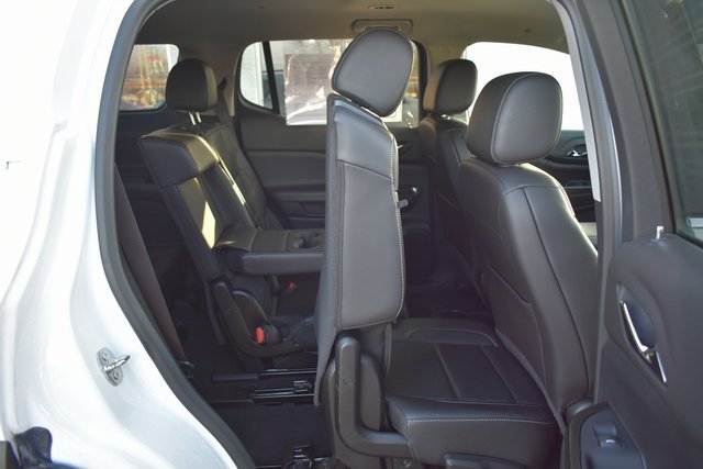 Used 2023 GMC Acadia SLT image 45