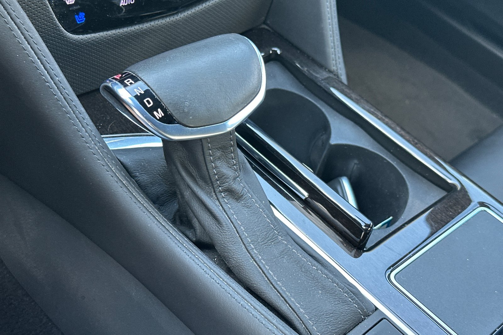 Used 2018 Cadillac CT6 3.0 Twin Turbo Platinum Sedan AWD/4WD image 25