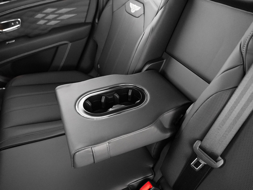 New 2026 Bentley Bentayga AWD/4WD image 28