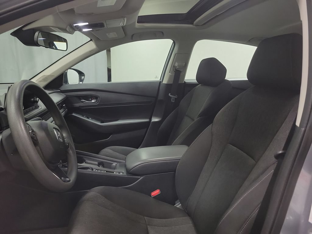 Used 2025 Honda Accord SE image 15