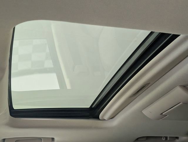 Used 2017 Chevrolet Tahoe LT image 13