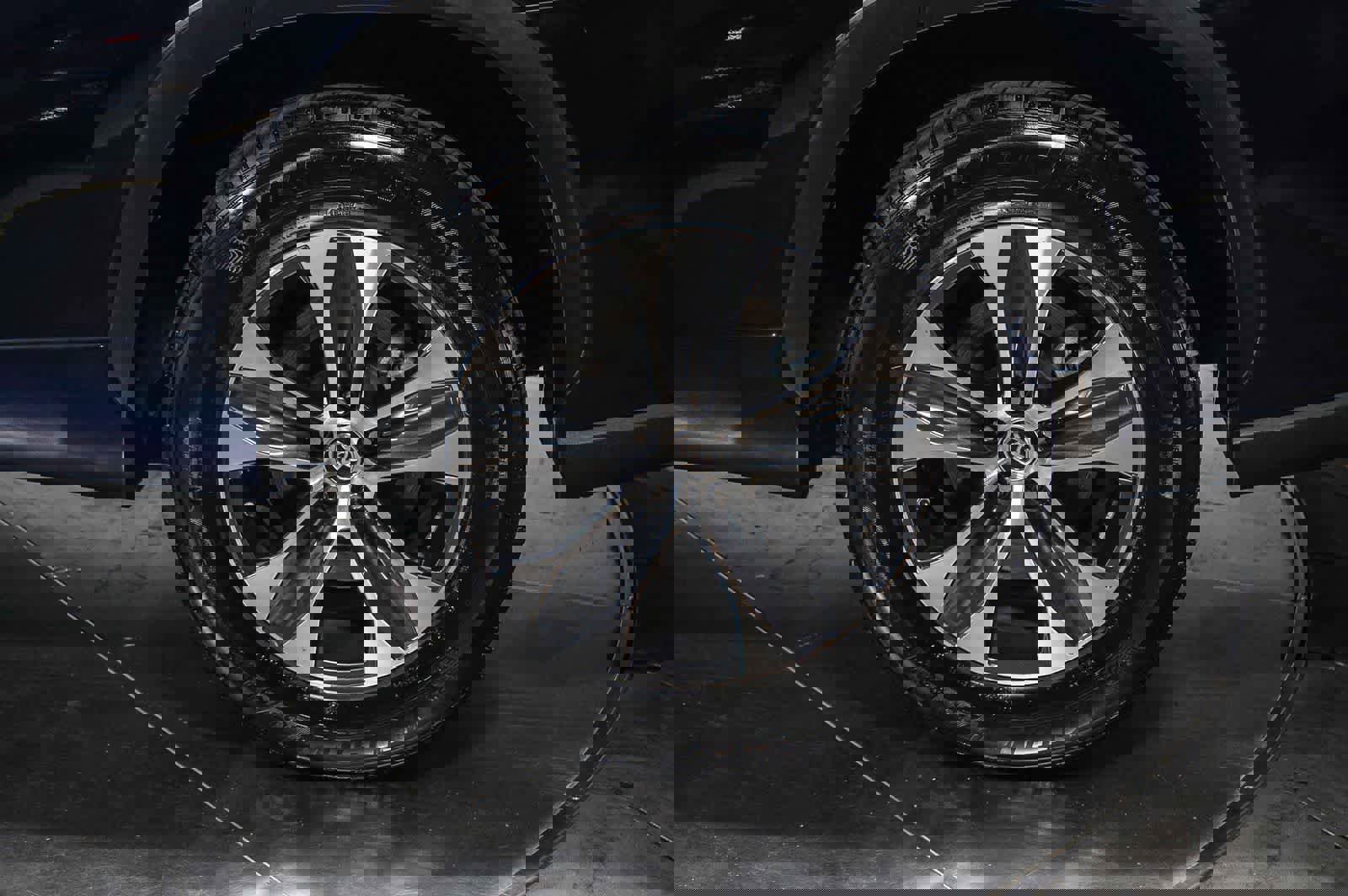 Certified 2020 Toyota Highlander XLE image 11