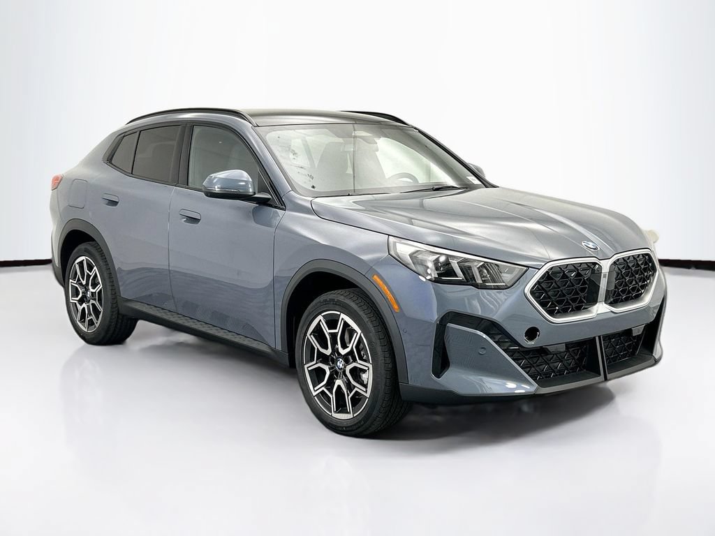 Certified 2026 BMW X2 xDrive28i w/ Technology Package AWD/4WD image 3