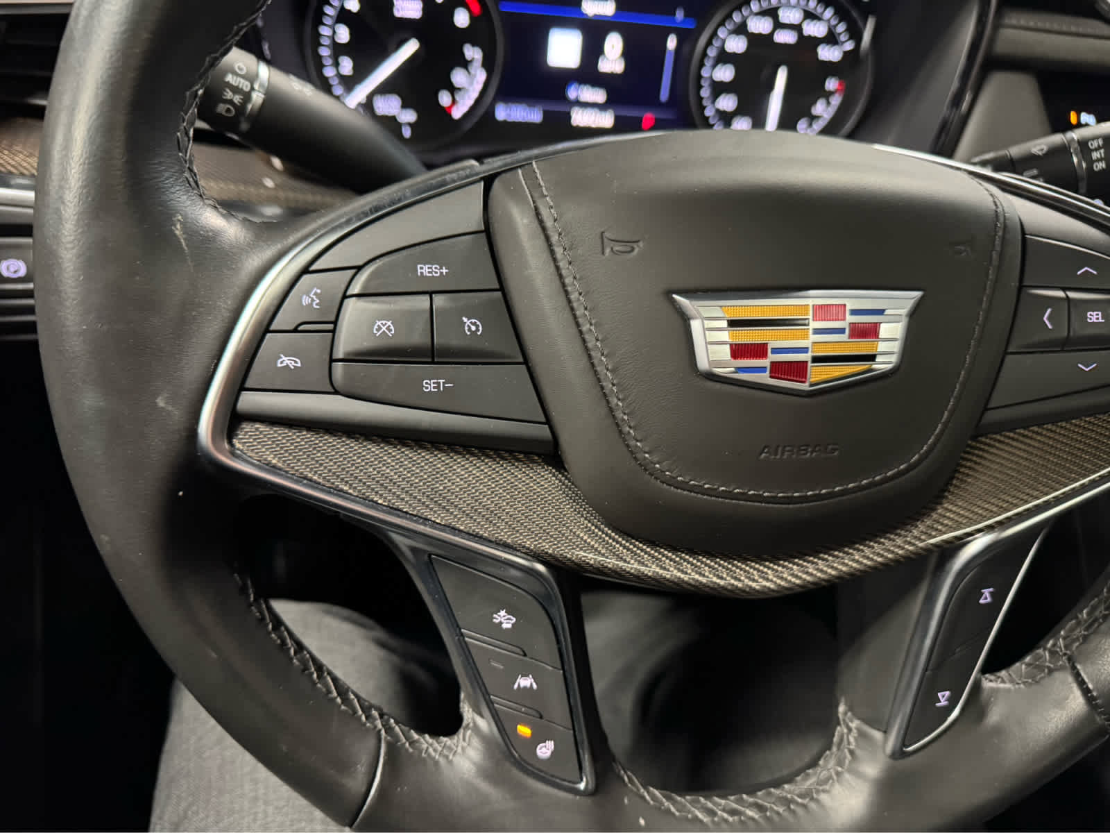 Used 2024 Cadillac XT5 Premium Luxury w/ Platinum Package image 21