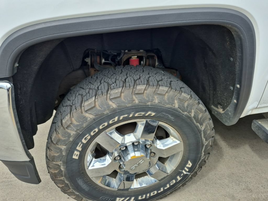 Used 2015 GMC Sierra 3500 SLT w/ Duramax Plus Package AWD/4WD image 16
