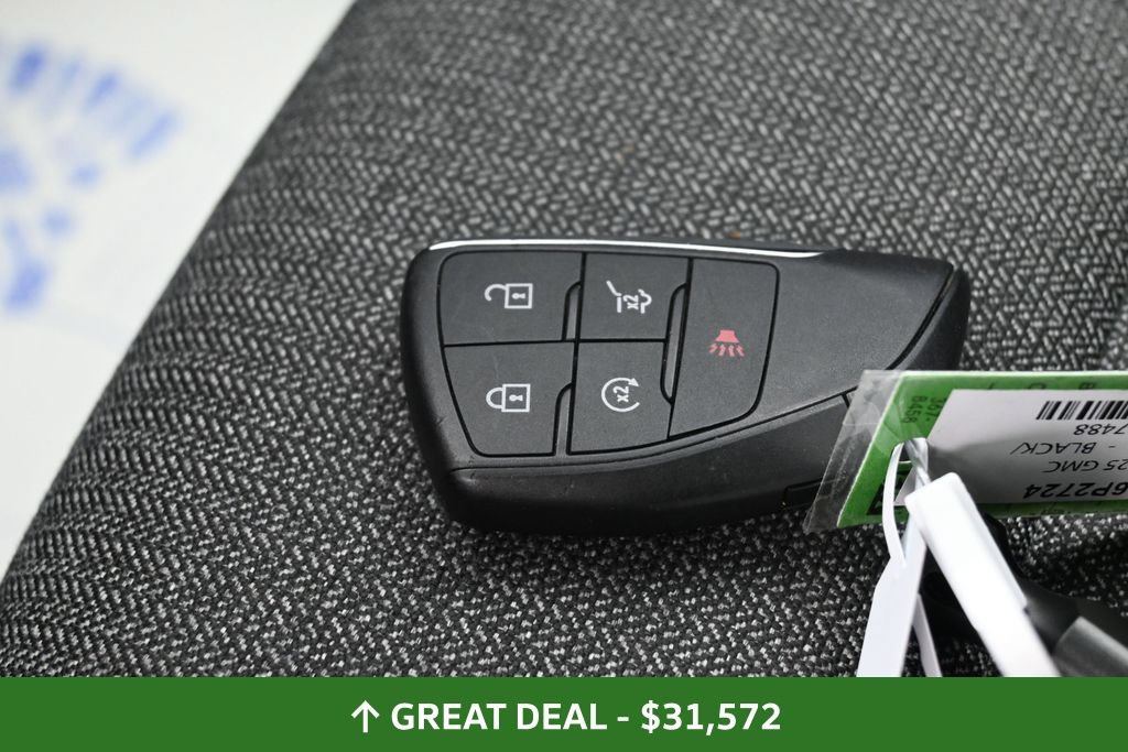 Used 2025 GMC Acadia Elevation FWD image 34