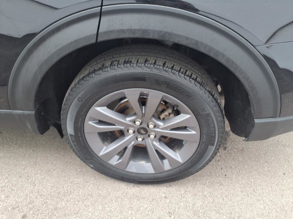 Certified 2023 Ford Explorer XLT w/ Equipment Group 202A image 8