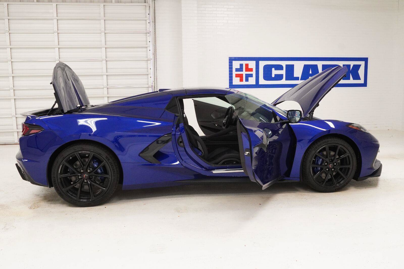 New 2027 Chevrolet Corvette Stingray Convertible RWD image 39