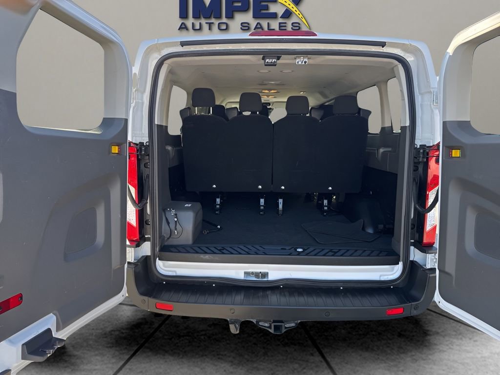Used 2020 Ford Transit 350 XLT image 25