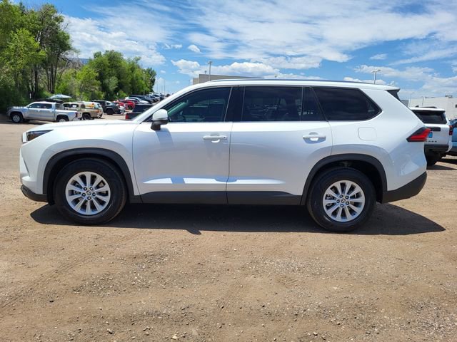 Used 2024 Toyota Grand Highlander AWD image 2