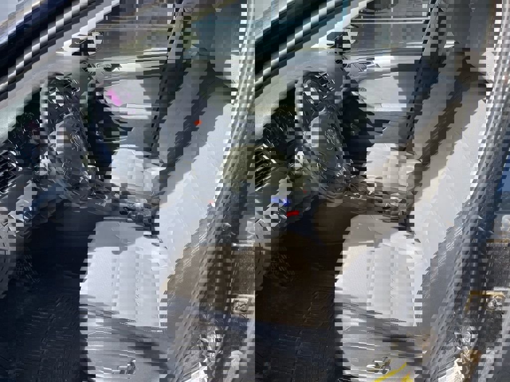 Used 2013 Volkswagen Jetta SEL Premium image 6