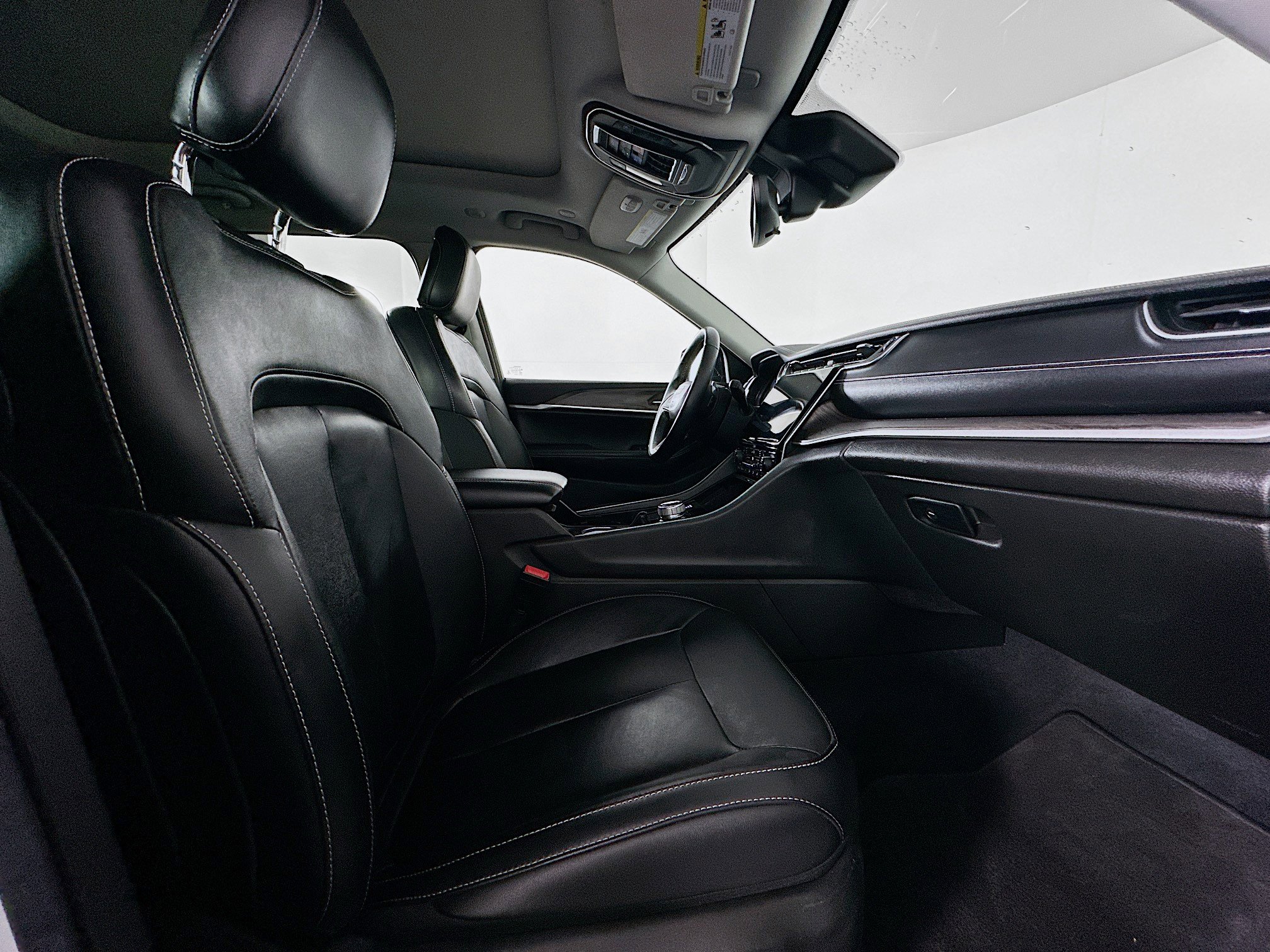 Used 2022 Jeep Grand Cherokee L Limited image 34