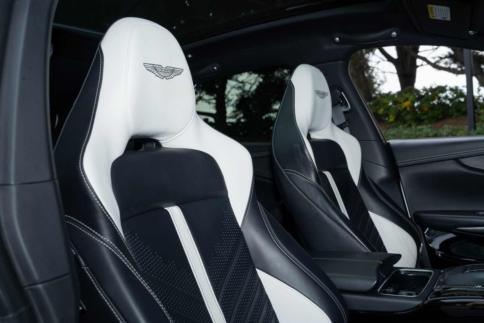 Used 2023 Aston Martin DBX 707 image 16