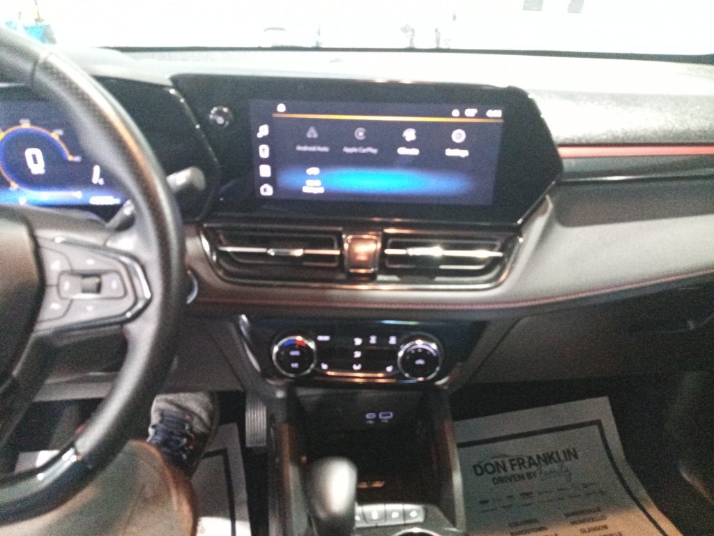 Used 2024 Chevrolet TrailBlazer RS w/ Convenience Package FWD image 21
