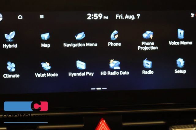Used 2023 Hyundai Elantra Limited FWD image 22
