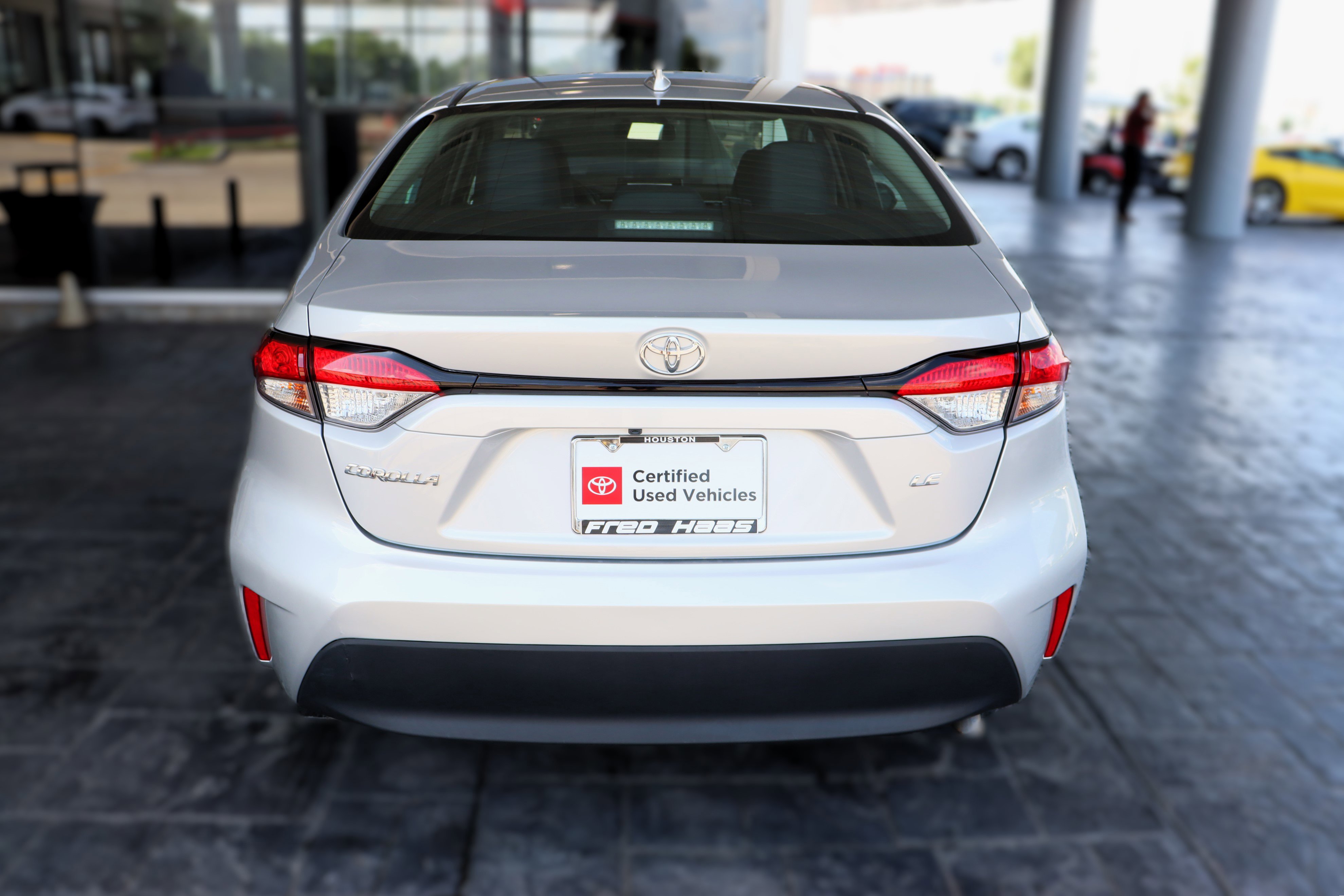 Used 2023 Toyota Corolla LE image 9