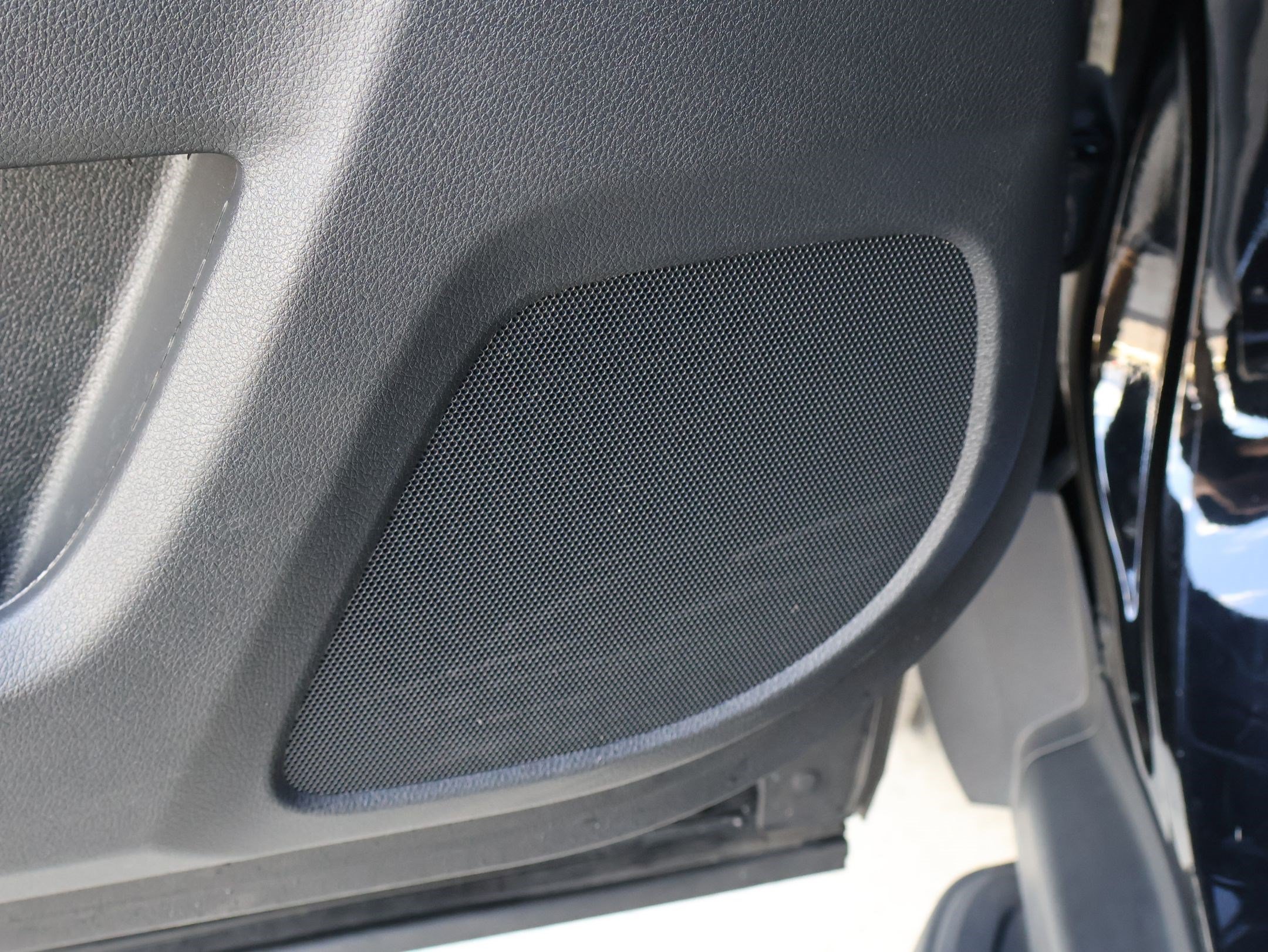 Used 2023 Honda Passport EX-L image 14
