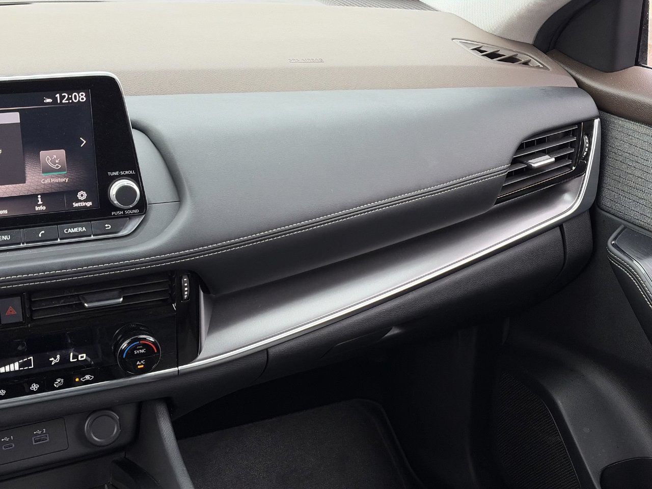 Used 2021 Nissan Rogue SV FWD image 15