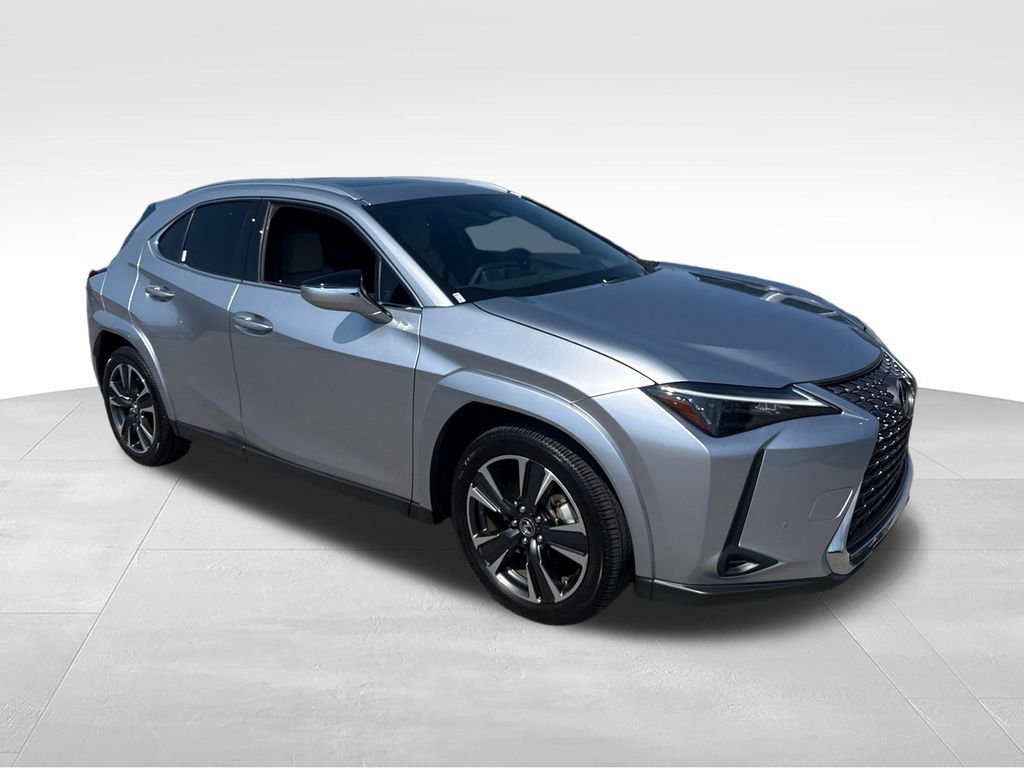 Used 2025 Lexus UX 300h AWD w/ Cold Area Package image 7