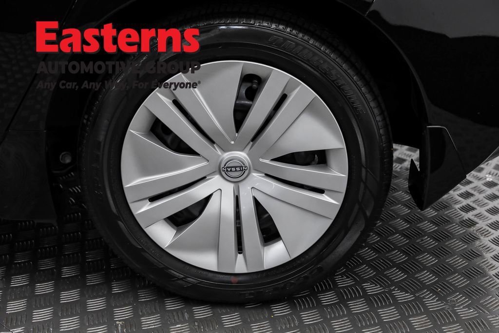 Used 2023 Nissan Leaf S image 32