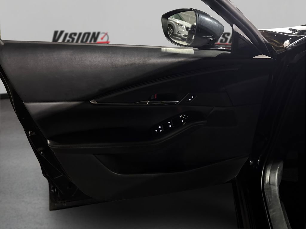 Used 2024 MAZDA CX-30 AWD 2.5 S w/ Preferred Package image 23