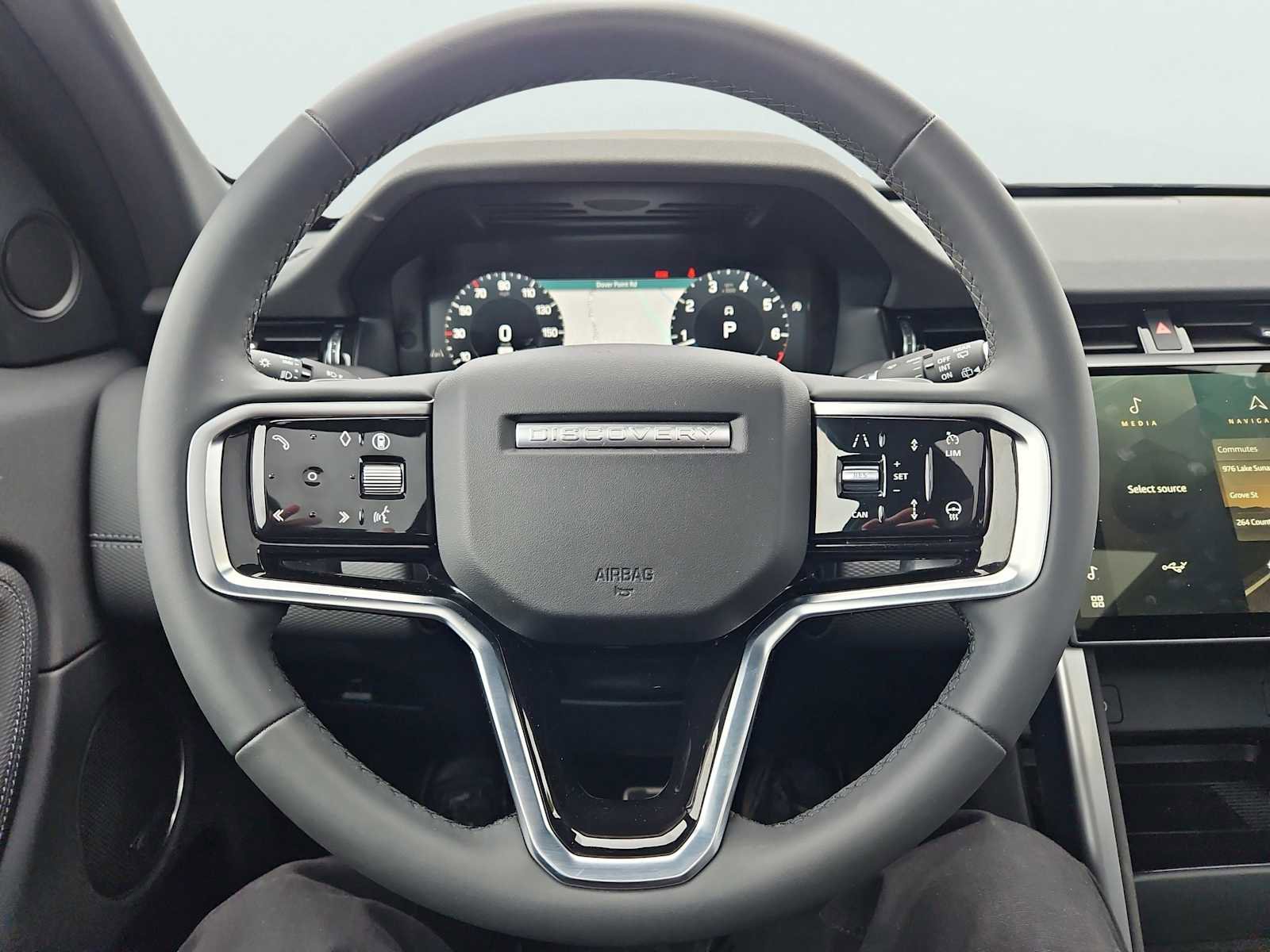 Used 2024 Land Rover Discovery Sport Dynamic SE AWD/4WD image 33