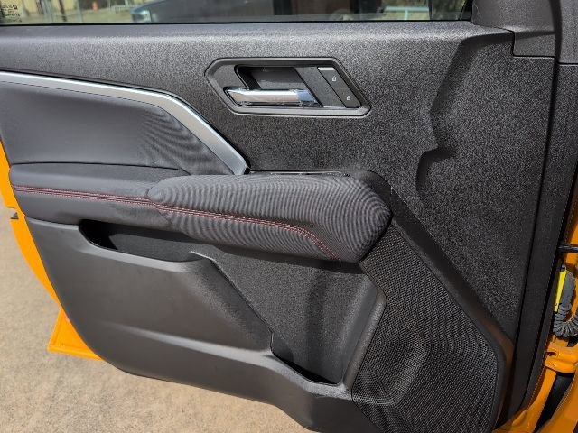 New 2025 Chevrolet Colorado Z71 w/ Technology Package AWD/4WD image 14