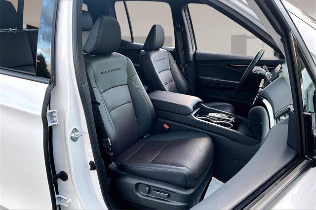 Certified 2024 Honda Ridgeline Black Edition image 28
