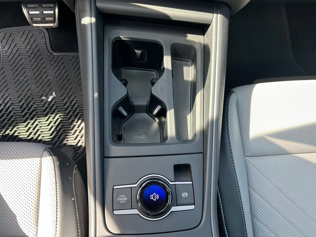 Certified 2025 Volkswagen Tiguan SE R-Line FWD image 35