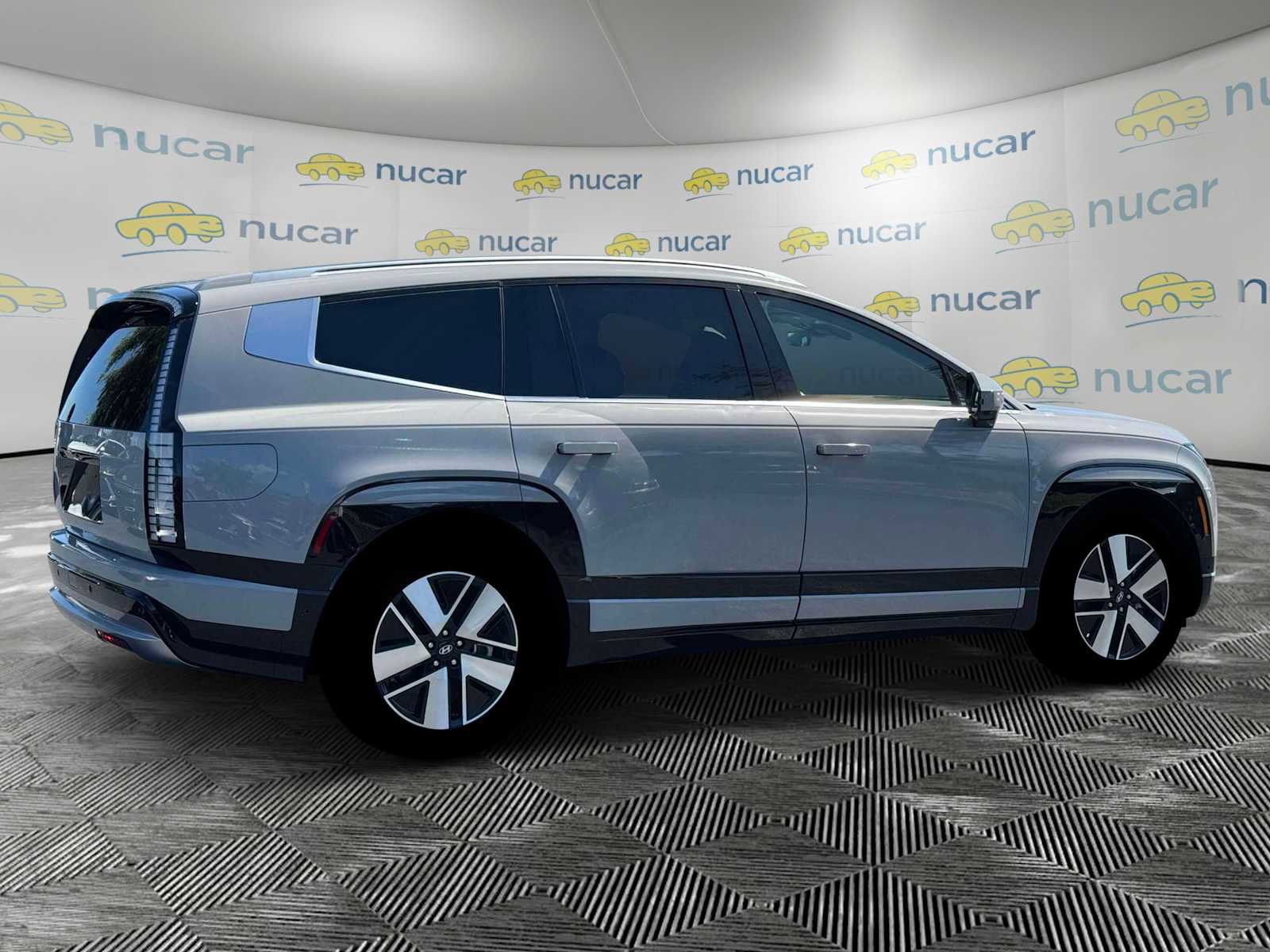 New 2026 Hyundai Ioniq 9 SEL image 9