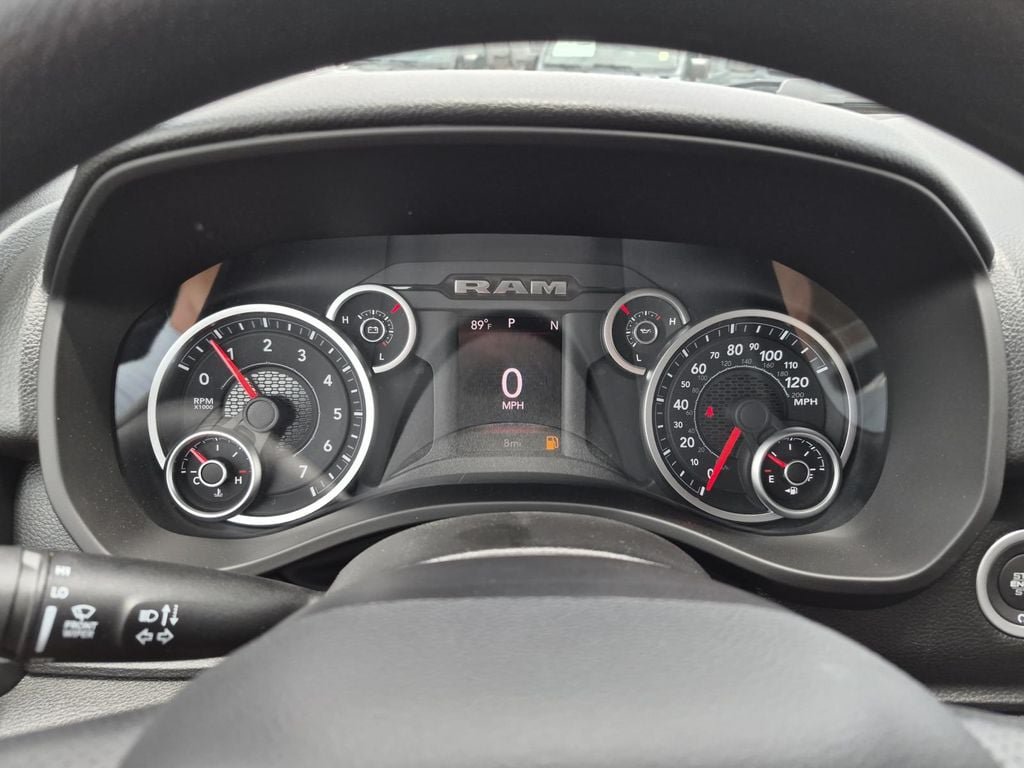 New 2026 RAM 1500 Tradesman AWD/4WD image 17