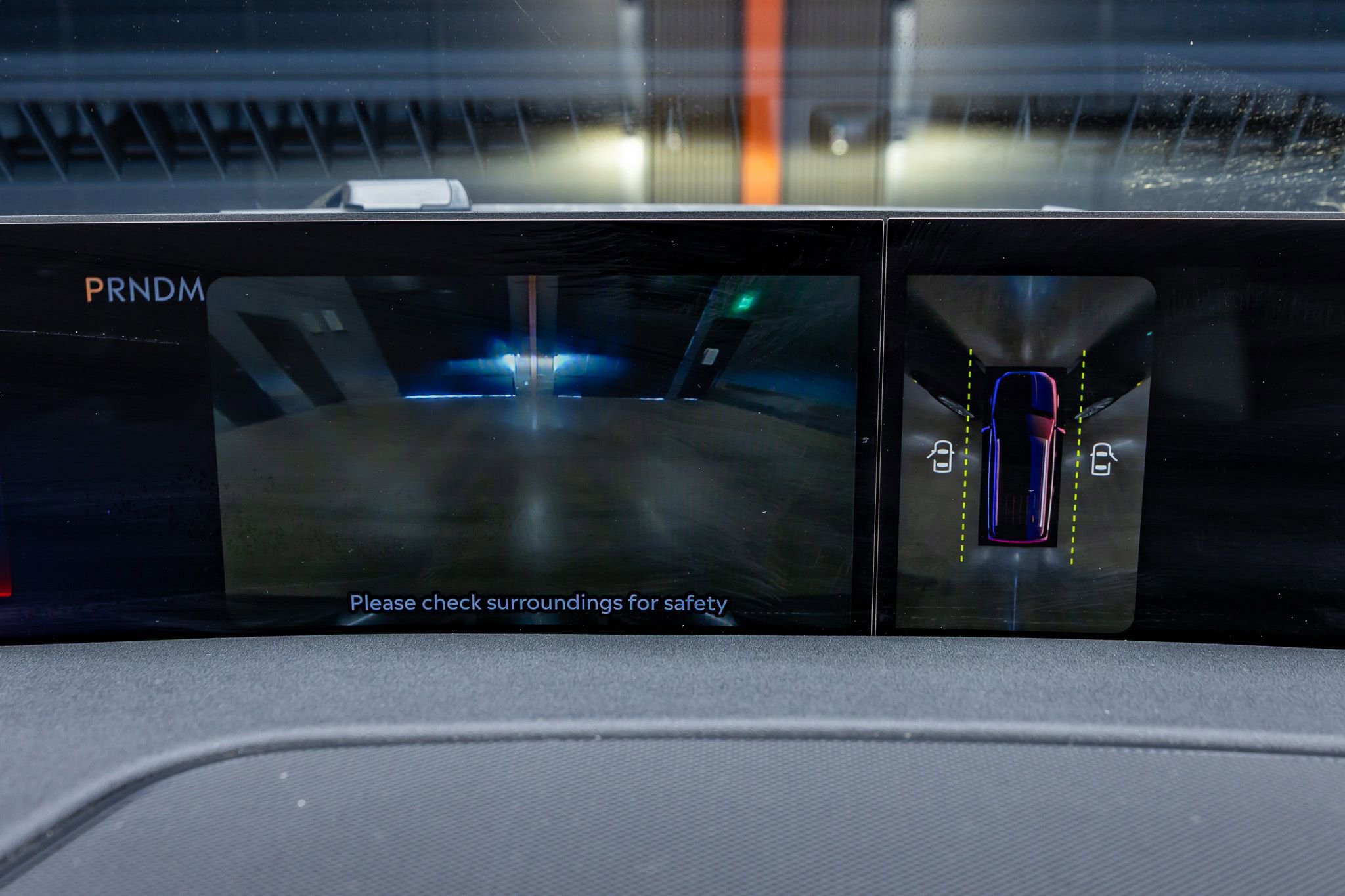 Used 2025 Lincoln Navigator Reserve image 27