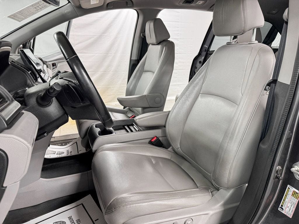 Used 2018 Honda Odyssey EX-L image 7