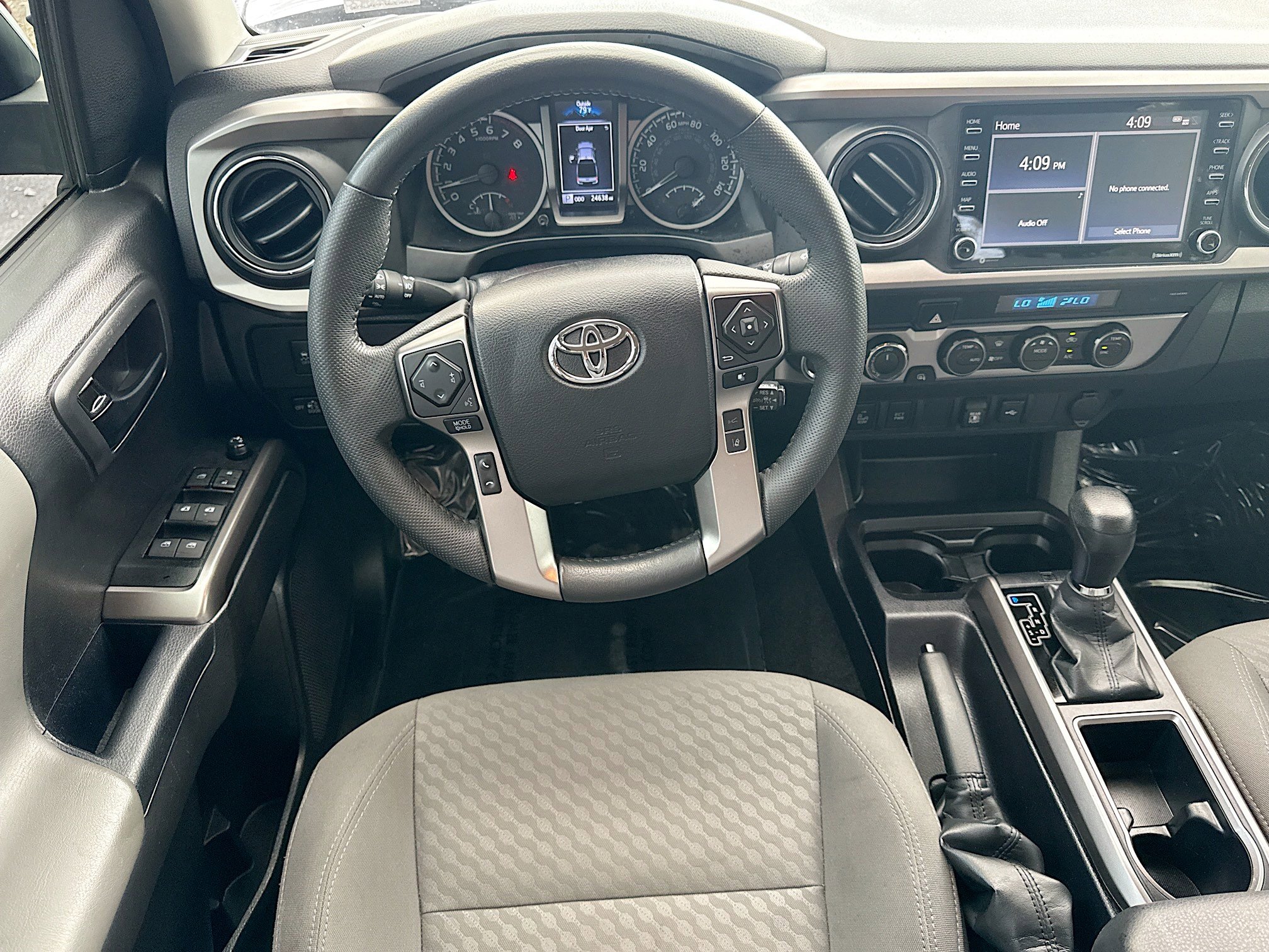 Used 2023 Toyota Tacoma SR5 w/ Technology Package image 21